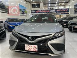 تۆیۆتا کامری